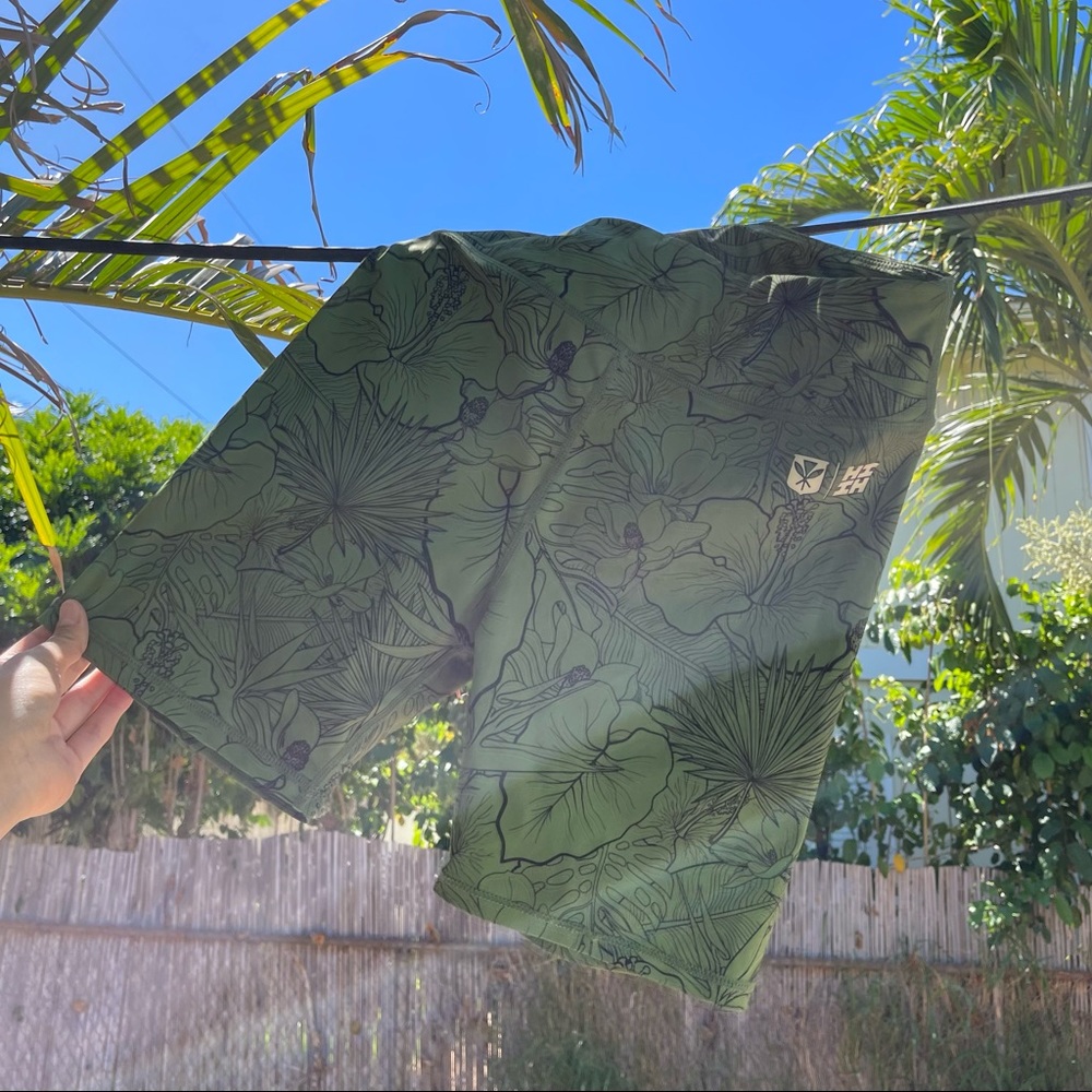 Hawaiian Print Biker Shorts